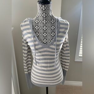 American Eagle Hoodie Sweater